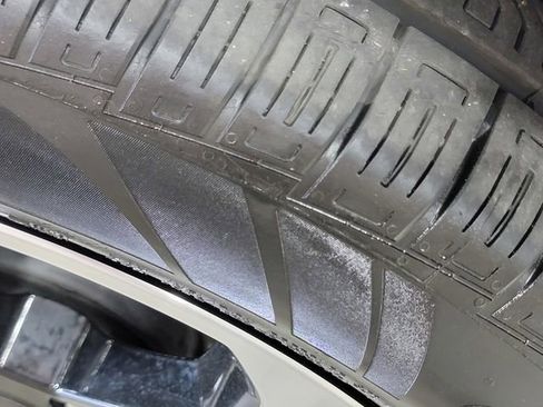 Certified 2026 Chevrolet Equinox LT w/ Convenience Package II AWD/4WD image 11