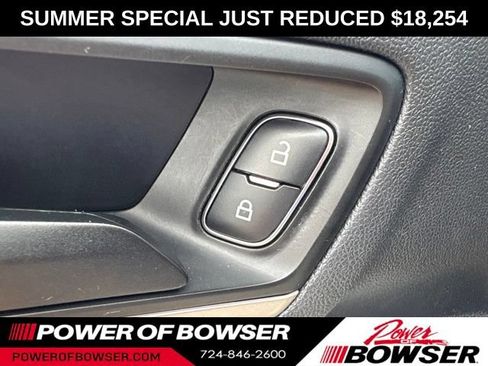 Used 2022 Ford Escape SE AWD/4WD image 13