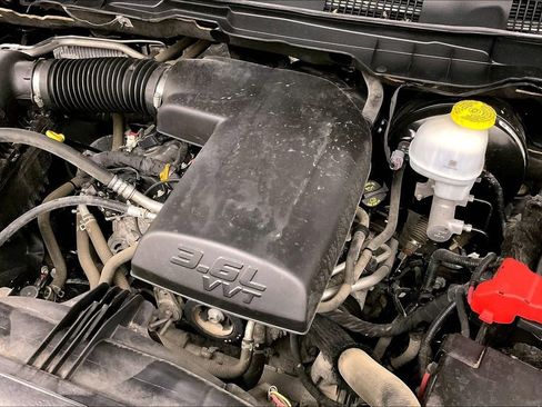 Used 2021 RAM 1500 Classic SLT AWD/4WD image 35