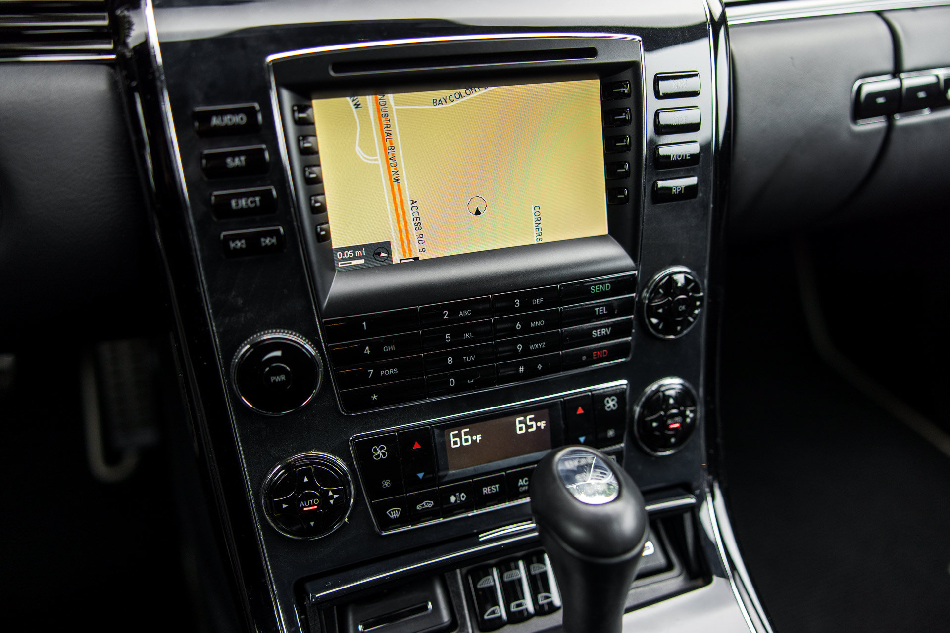 Used 2008 Maybach 57 S RWD image 27