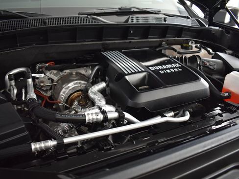 Certified 2025 GMC Sierra 1500 AT4 w/ Technology Package image 34