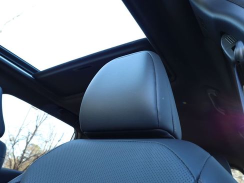 Used 2025 Subaru Forester Touring w/ Popular Package - Touring image 17