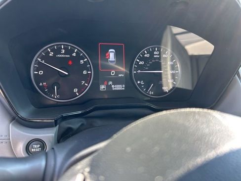 Used 2023 Subaru Outback Premium image 7