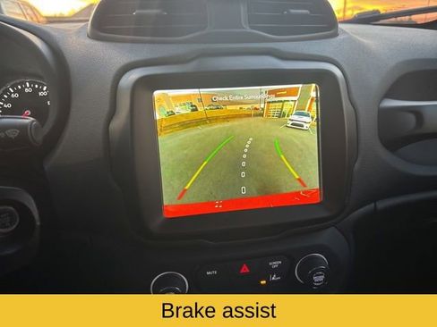 Used 2023 Jeep Renegade Latitude image 20