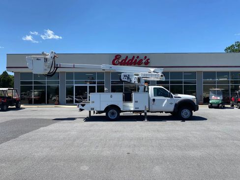 Used 2012 Ford F550 4x4 Regular Cab Super Duty w/ Payload Upgrade Pkg image 38