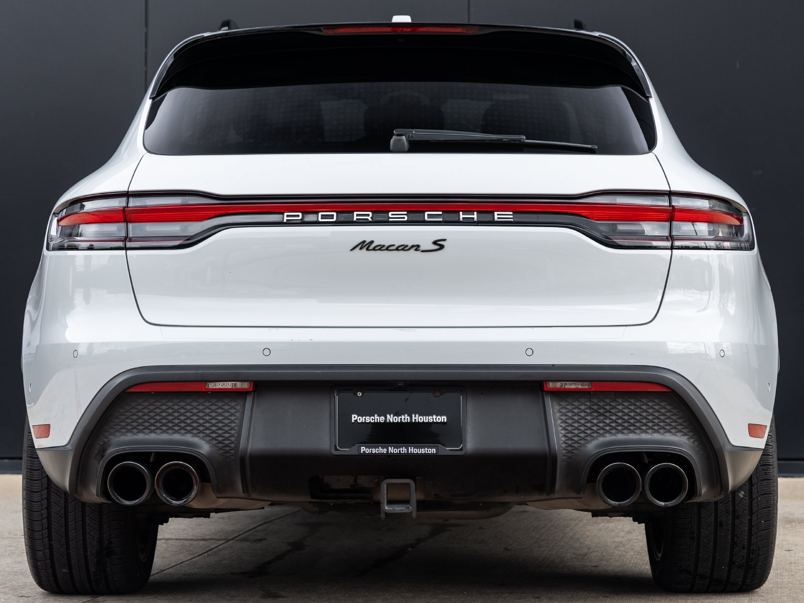 Used 2022 Porsche Macan S AWD/4WD image 10