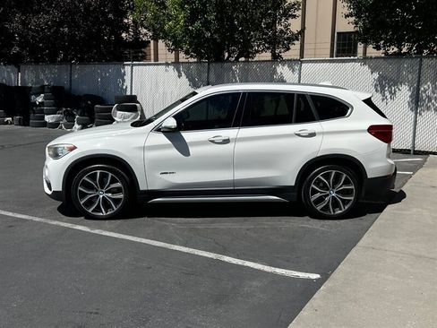 Used 2017 BMW X1 xDrive28i AWD/4WD image 4