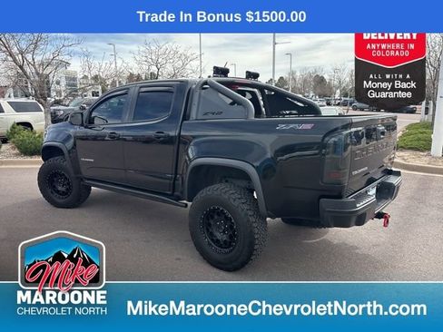 Used 2021 Chevrolet Colorado ZR2 w/ ZR2 Midnight Special Edition image 4