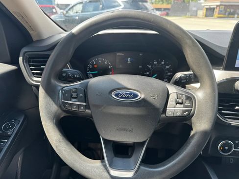 Used 2020 Ford Escape SE FWD image 16