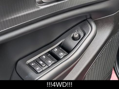 Used 2023 Jeep Grand Cherokee Laredo AWD/4WD image 16