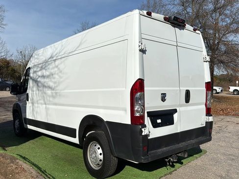 Used 2021 RAM ProMaster 2500 image 6