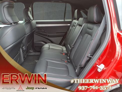 Used 2024 Jeep Wagoneer Launch Edition AWD/4WD image 25