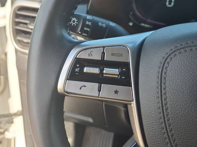 Used 2023 Kia Telluride LX FWD image 19