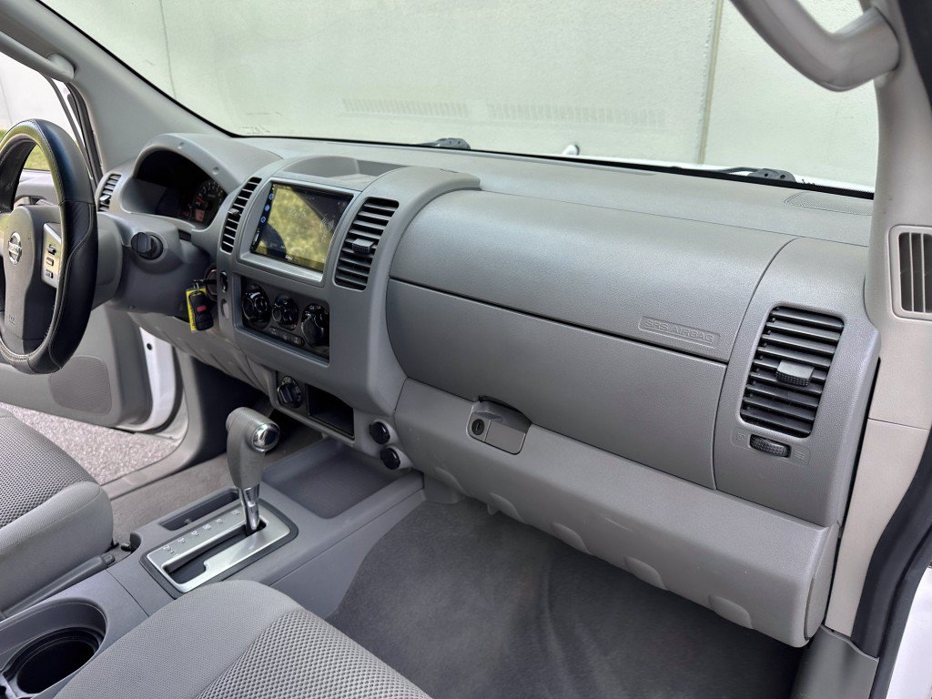 Used 2007 Nissan Frontier SE w/ Power Pkg AWD/4WD image 27