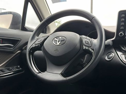 Certified 2021 Toyota C-HR Limited image 36