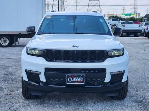 Used 2024 Jeep Grand Cherokee L Limited w/ Luxury Tech Group II AWD/4WD image 2