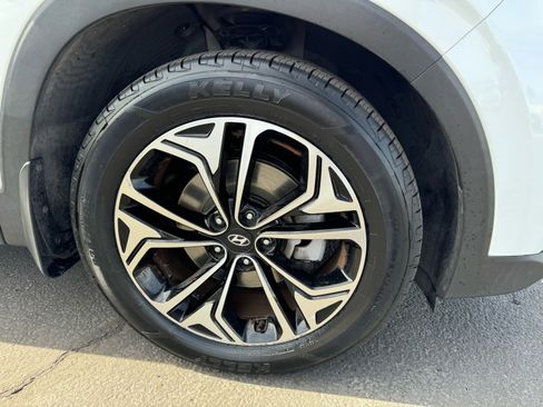 Used 2020 Hyundai Santa Fe SEL image 9