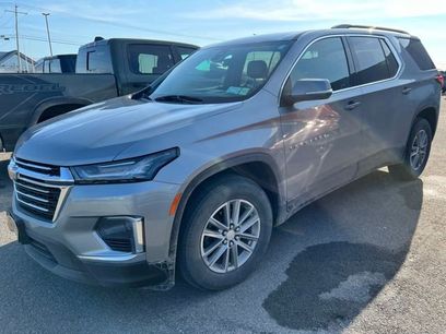 Used 2023 Chevrolet Traverse LT