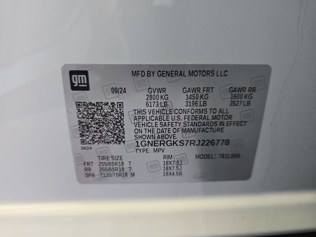 Used 2024 Chevrolet Traverse LT FWD image 37