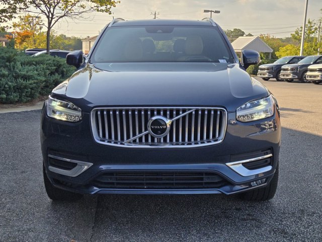 Used 2022 Volvo XC90 T6 Inscription w/ Advanced Package AWD/4WD image 2