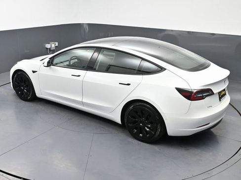 Used 2022 Tesla Model 3 Long Range image 49