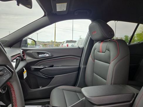 New 2026 Chevrolet Trax RS w/ Driver Confidence Package FWD image 23