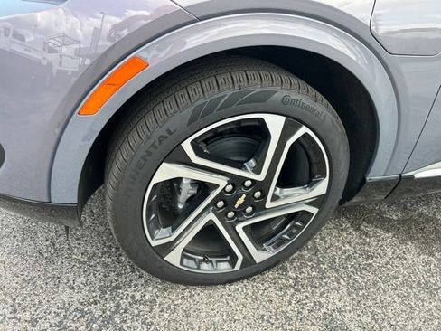 New 2026 Chevrolet Equinox EV LT w/ Convenience Package II AWD/4WD image 10