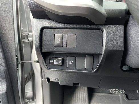 Used 2020 Toyota Tacoma SR5 image 22