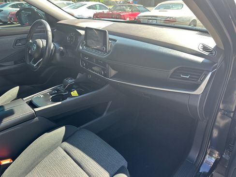 Used 2021 Nissan Rogue S FWD image 20