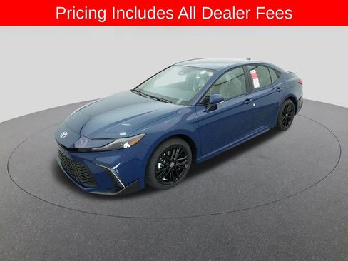 New 2026 Toyota Camry SE FWD image 1