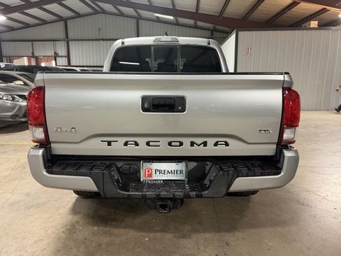Used 2023 Toyota Tacoma TRD Sport image 7