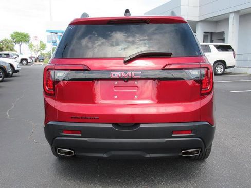 Certified 2023 GMC Acadia SLE w/ Driver Convenience Package FWD image 6