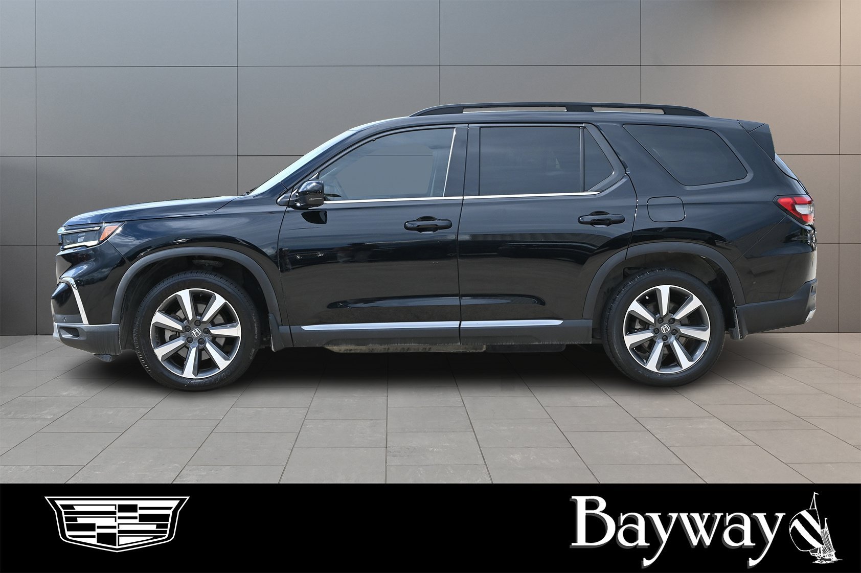 Used 2024 Honda Pilot Elite image 4