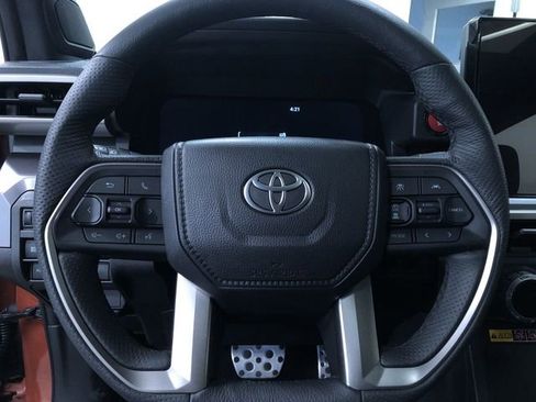 Certified 2025 Toyota Tacoma TRD Sport image 18