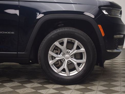 Used 2023 Jeep Grand Cherokee L Limited w/ Luxury Tech Group II image 26