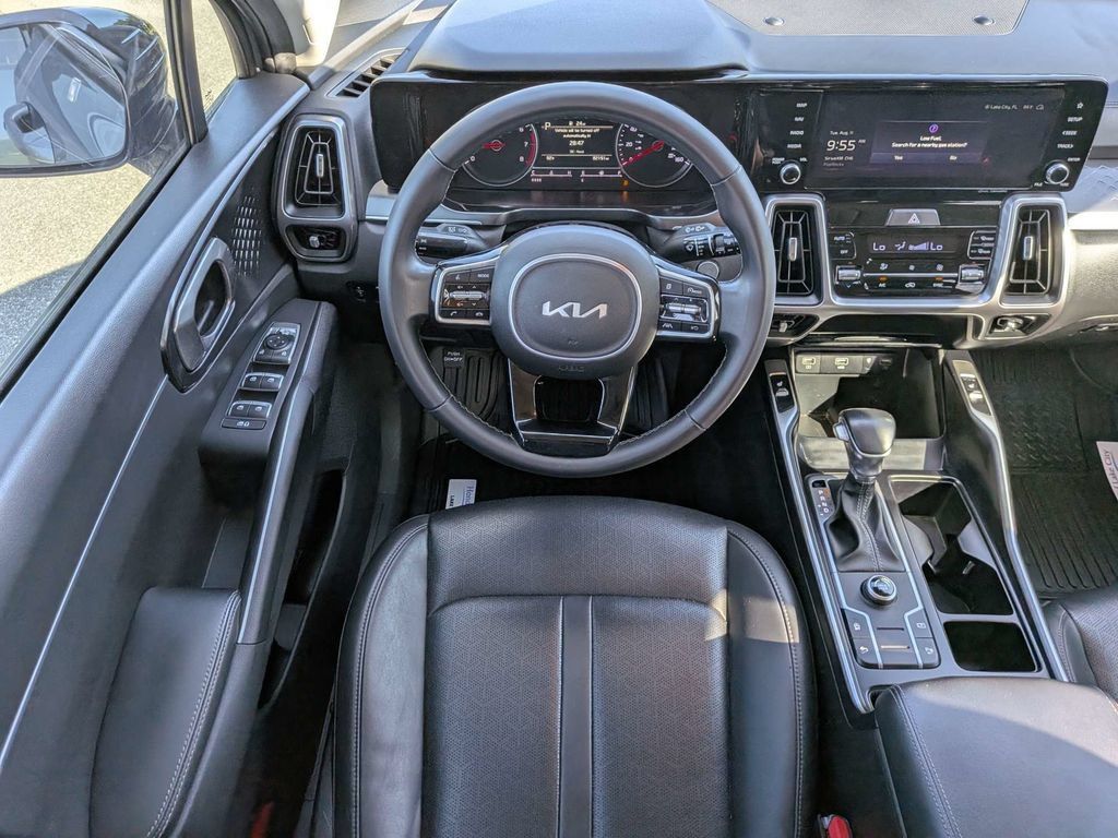 Used 2023 Kia Sorento SX FWD image 16