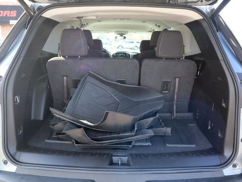 Used 2019 Chevrolet Traverse LT AWD/4WD image 14