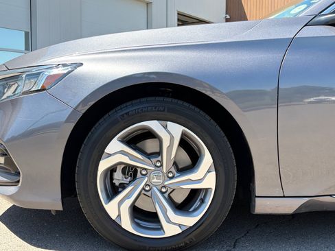 Used 2018 Honda Accord EX-L image 10
