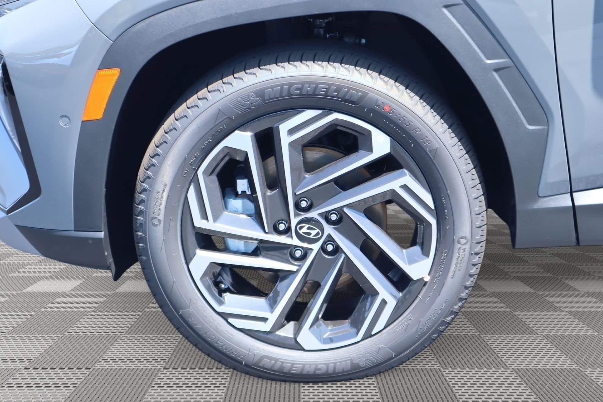 New 2026 Hyundai Tucson Limited AWD/4WD image 4