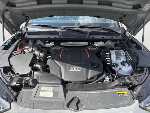 Used 2022 Audi SQ5 Premium Plus w/ Premium Plus Package AWD/4WD image 26