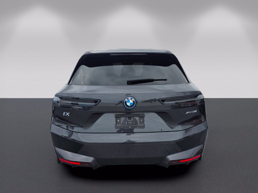 Certified 2024 BMW iX xDrive50 w/ Premium Package AWD/4WD image 5