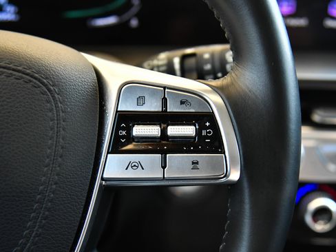 Used 2023 Kia Telluride LX AWD/4WD image 30