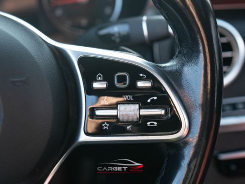 Used 2020 Mercedes-Benz GLC 300 4MATIC Coupe image 23