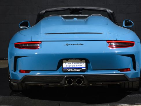 Used 2019 Porsche 911 Speedster RWD image 13