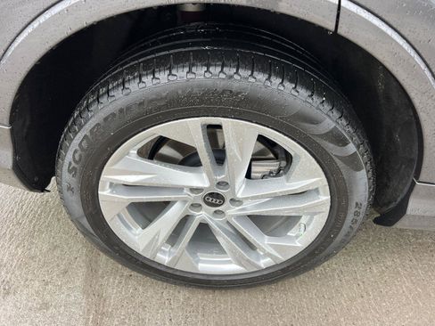 Used 2022 Audi Q7 Premium Plus w/ Premium Plus Package image 17