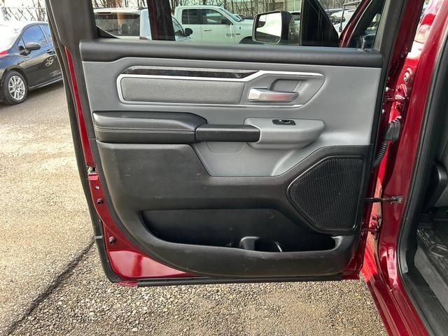 Used 2022 RAM 1500 Big Horn AWD/4WD image 13