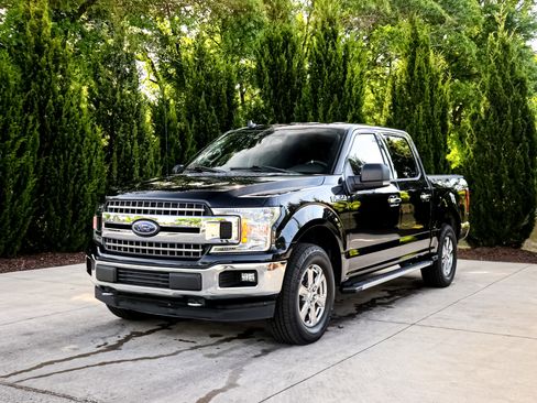 Used 2018 Ford F150 XLT w/ Equipment Group 302A Luxury image 5