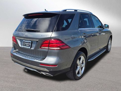 Used 2019 Mercedes-Benz GLE 400 4MATIC image 3