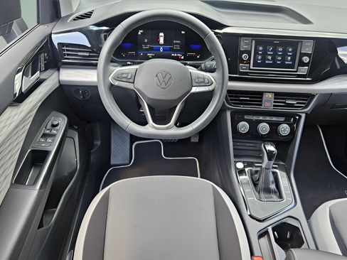 Used 2023 Volkswagen Taos S FWD image 9