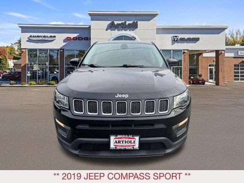Certified 2019 Jeep Compass Sport FWD image 3